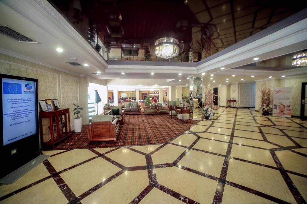 City Hotel Bichkek Extérieur photo
